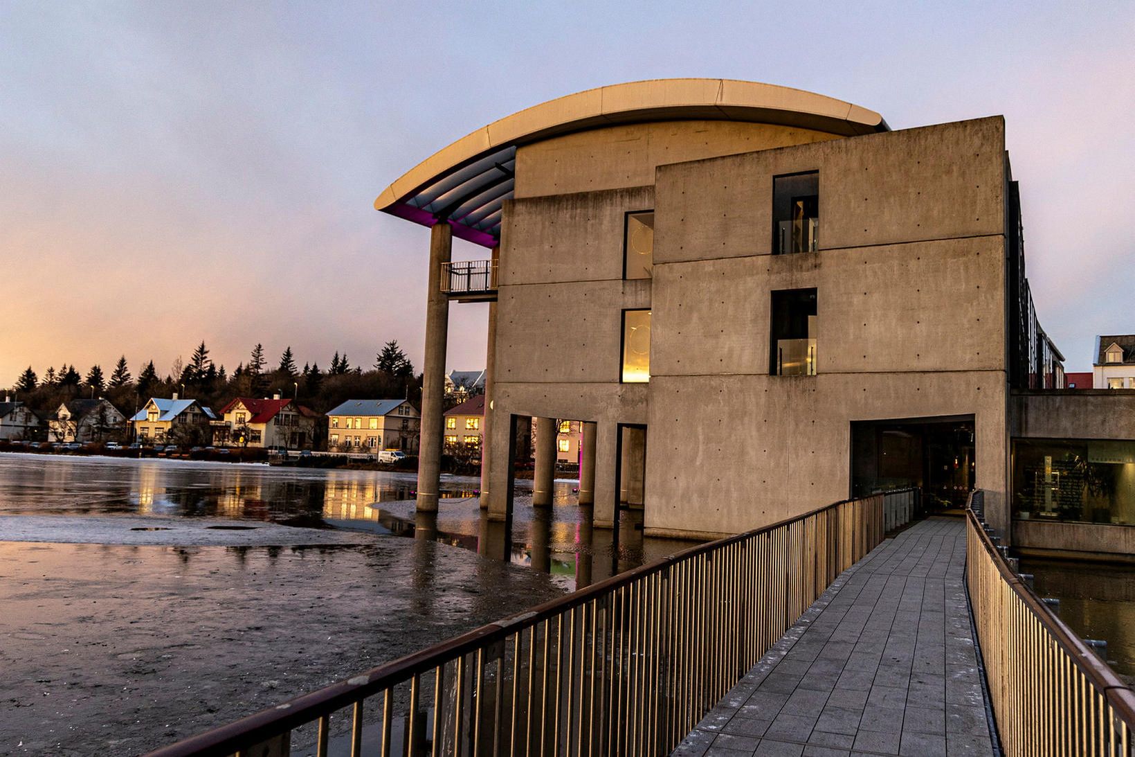 Borgin greiddi um 14 milljónir fyrir veislur