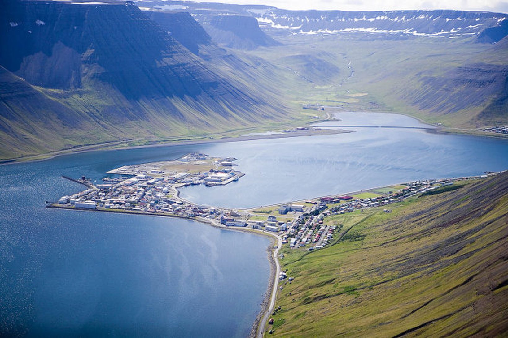 Frá Ísafirði. Um 3.000 manns greiða í Lífeyrissjóð Vestfirðinga.