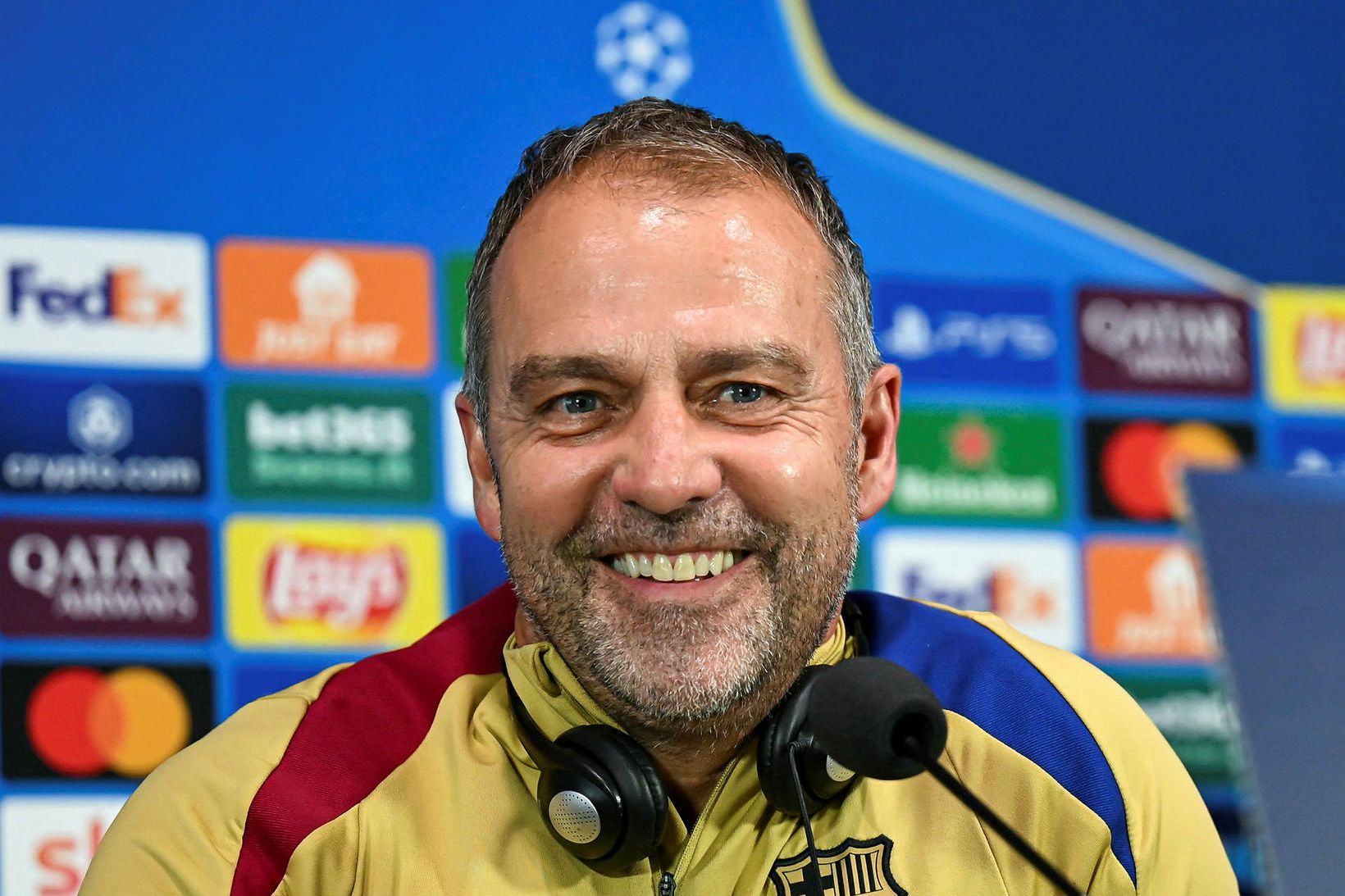 Hansi Flick heldur áfram með Barcelona næstu tvö árin hið …