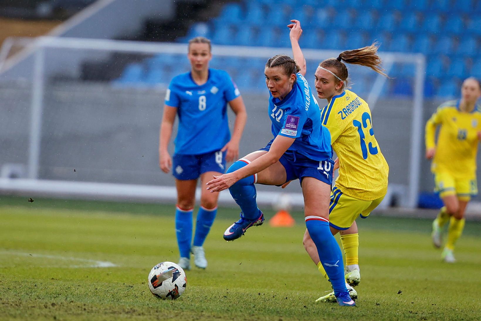 Úkraína – Ísland kl. 16, bein lýsing