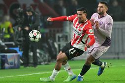 Couhaib Driouech hjá PSV og David Lopez úr Girona eigast við í kvöld.