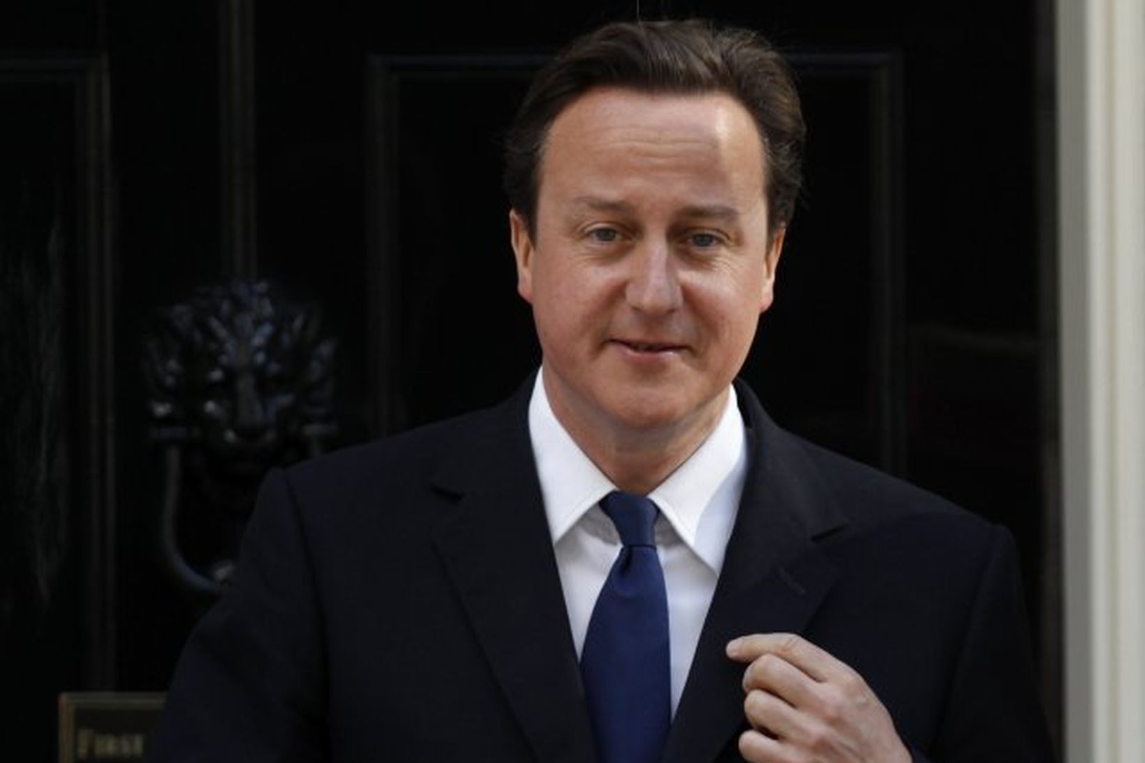David Cameron vill efla stuðning við herinn
