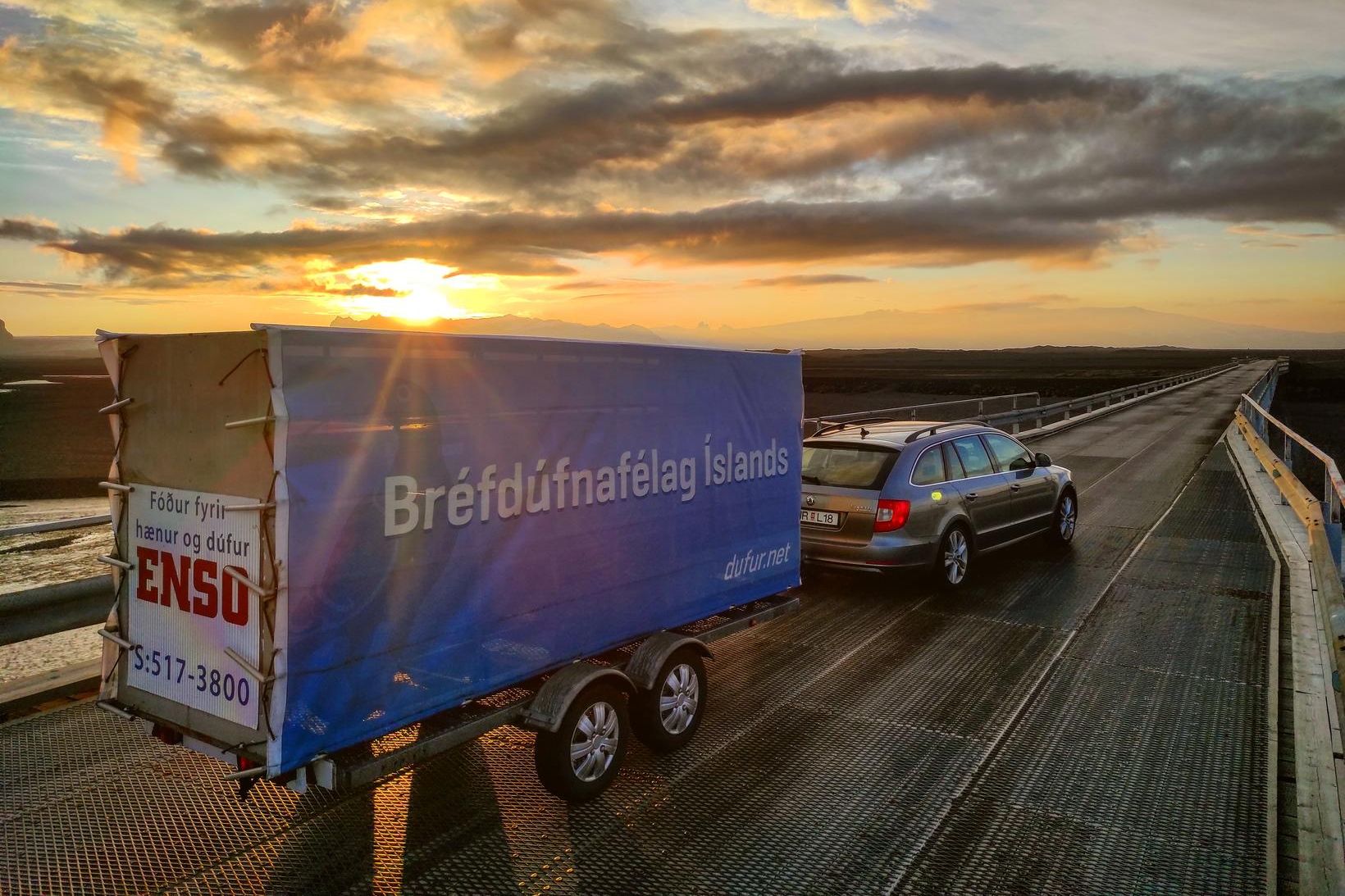 Bréfdúfur á leið upp í Skaftafell aðfaranótt föstudags