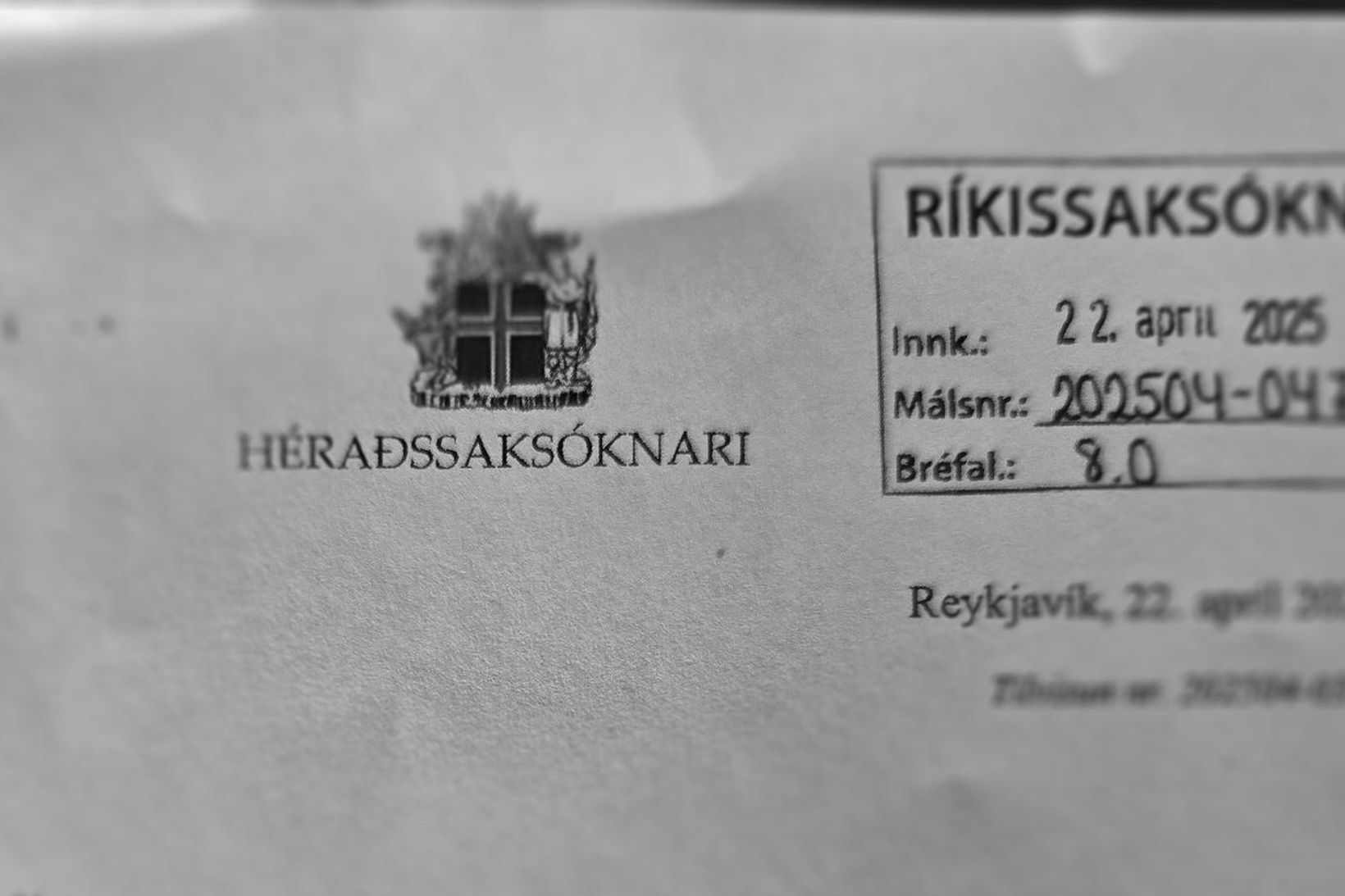 Starfsmaður héraðssaksóknara með stöðu sakbornings