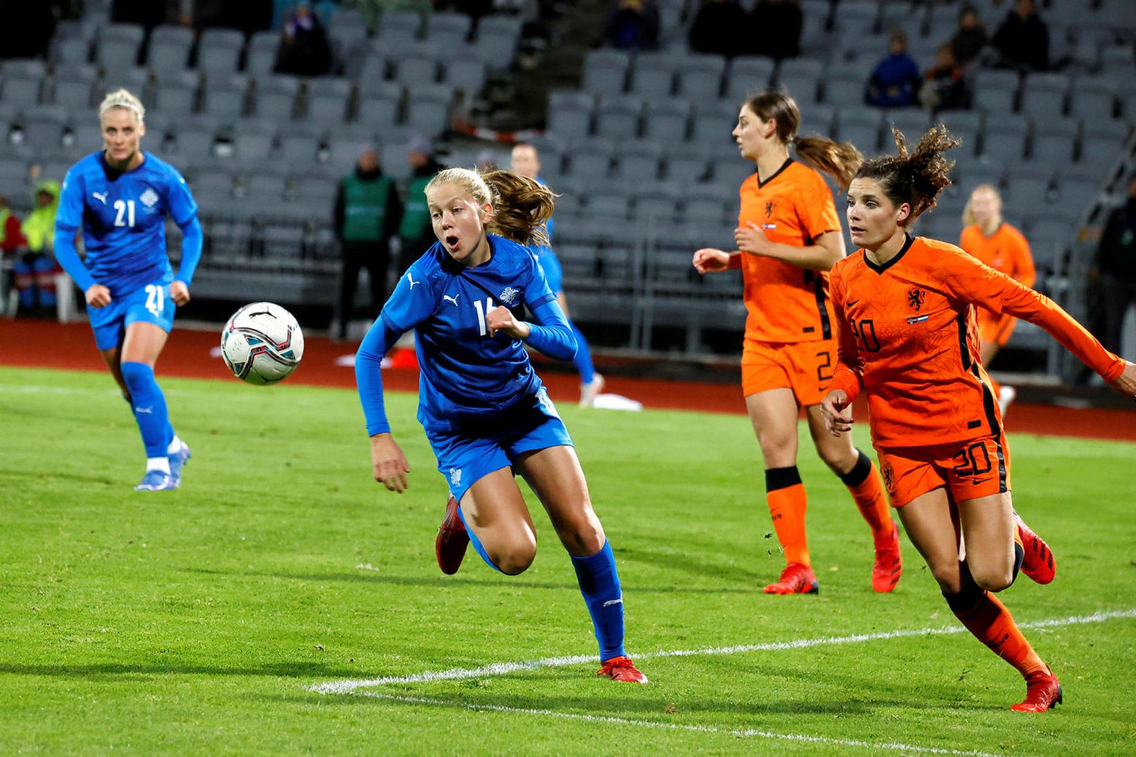 Amanda Andradóttir gegn Hollandi.