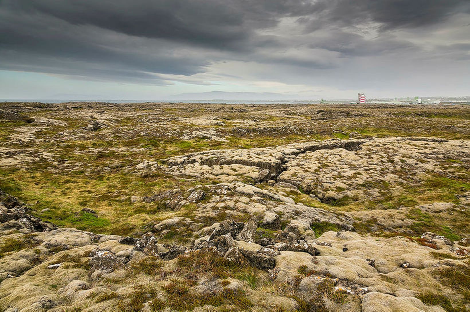 Hvassahraunsflugvöllur áfram til skoðunar