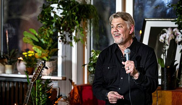 Lokatónleikar Helga Björns í beinni