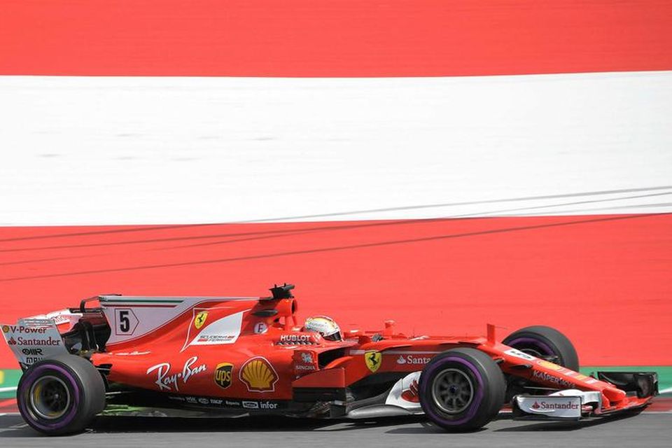 Sebastian Vettel á leið til næstbesta tíma á seinni æfingu dagsins í Spielberg.