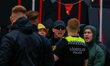 Stuðningsmenn Bröndby létu öllum illum látum eftir tap liðsins gegn Víkingi.