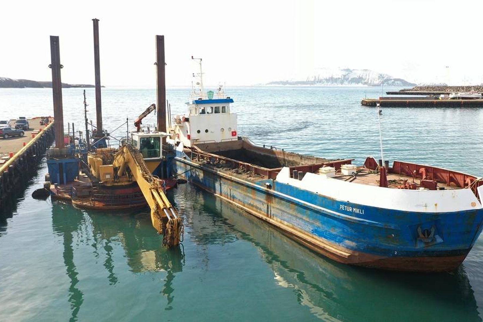 Pétur mikli í Húsavíkurhöfn