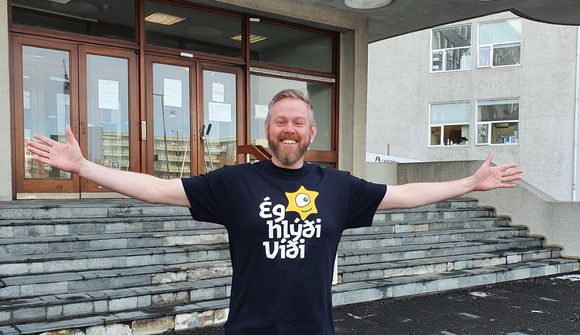 „Ég hlýði Víði“-bolir til styrktar gjörgæslunni
