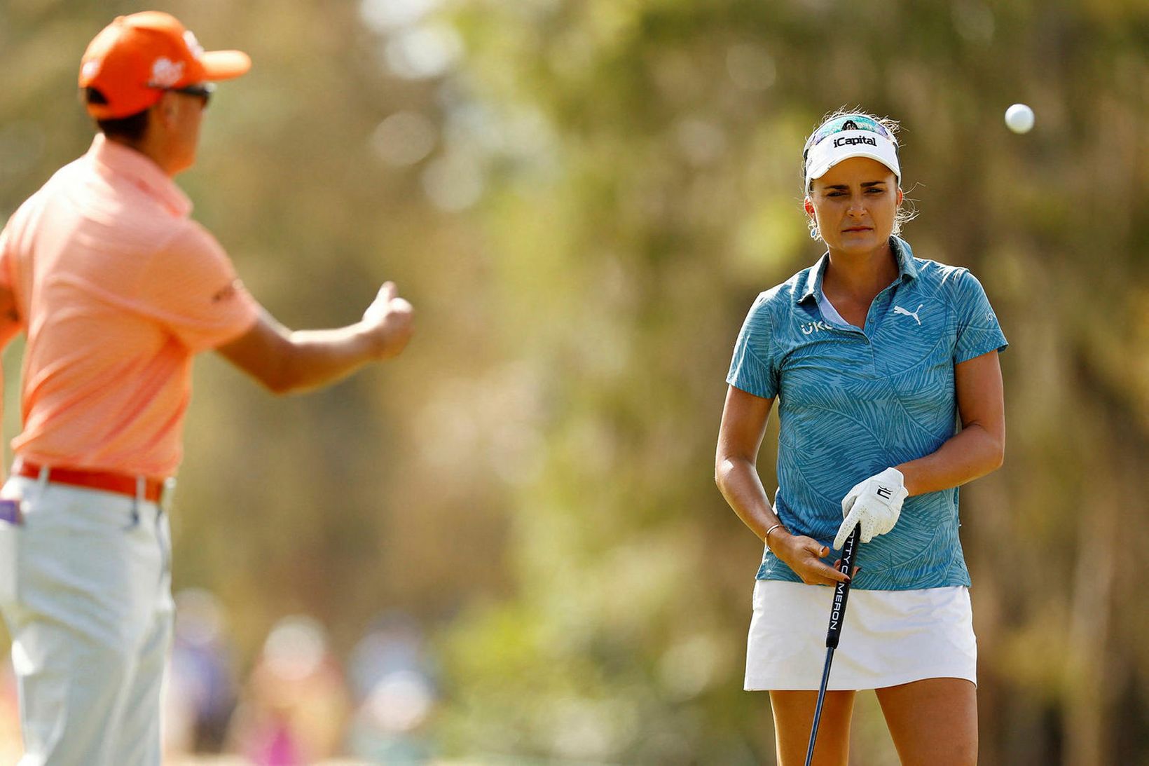 Rickie Fowler og Lexi Thompson við keppni um helgina.