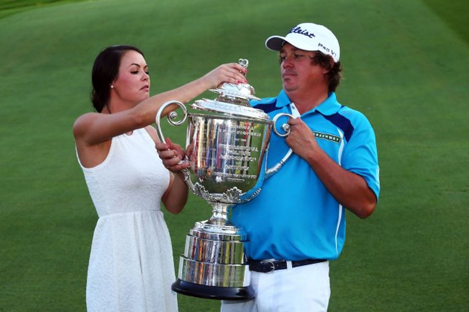 Jason Dufner fagnar sigri sínum á PGA-meistaramótinu árið 2011. Hans …