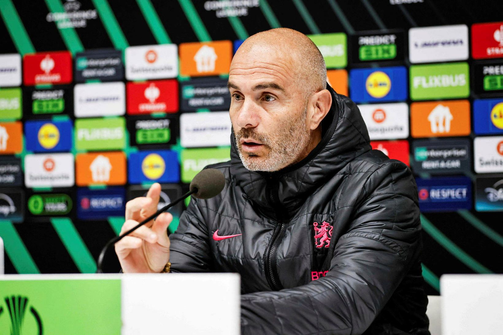 Enzo Maresca verður áfram hjá Chelsea.