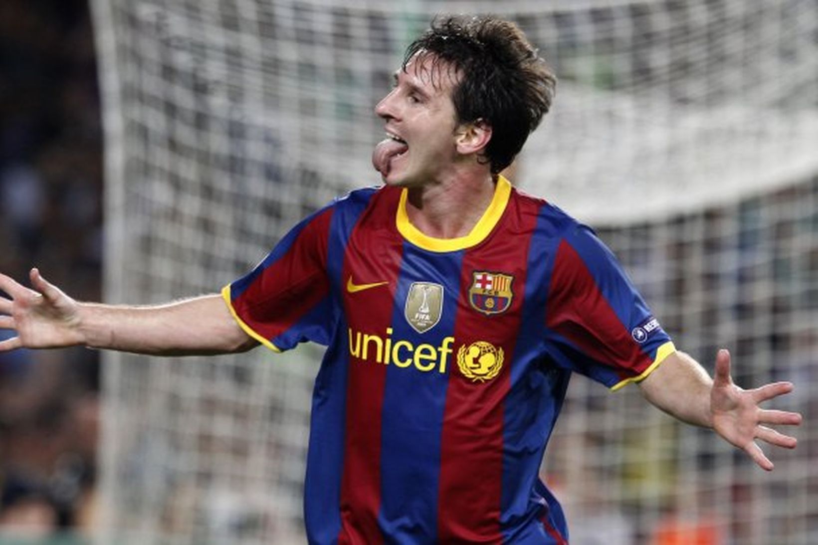 Lionel Messi fagnar marki.