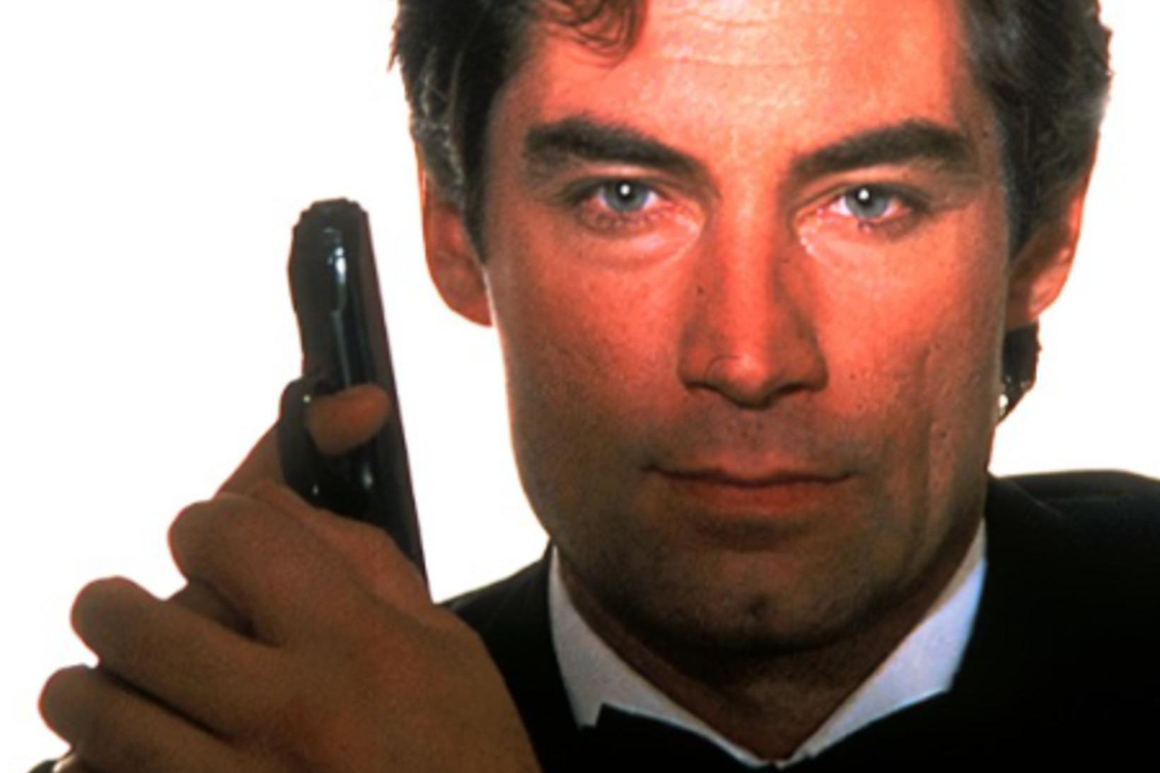 Timothy Dalton lék í tveimur Bond myndum sem floppuðu.