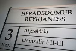 Málið er rekið fyrir Héraðsdómi Reykjaness.