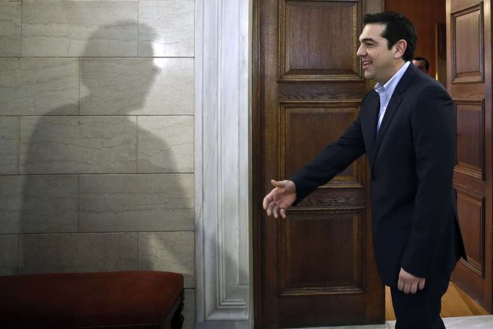 Alexis Tsipras vill lækka skuldir Grikklands um allt að því …