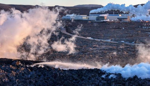 Hættumat lækkað fyrir Svartsengi og Grindavík