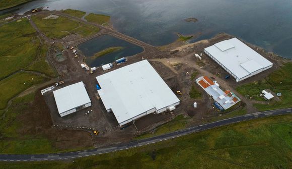 Starfsleyfi eru í vinnslu í ráðuneyti