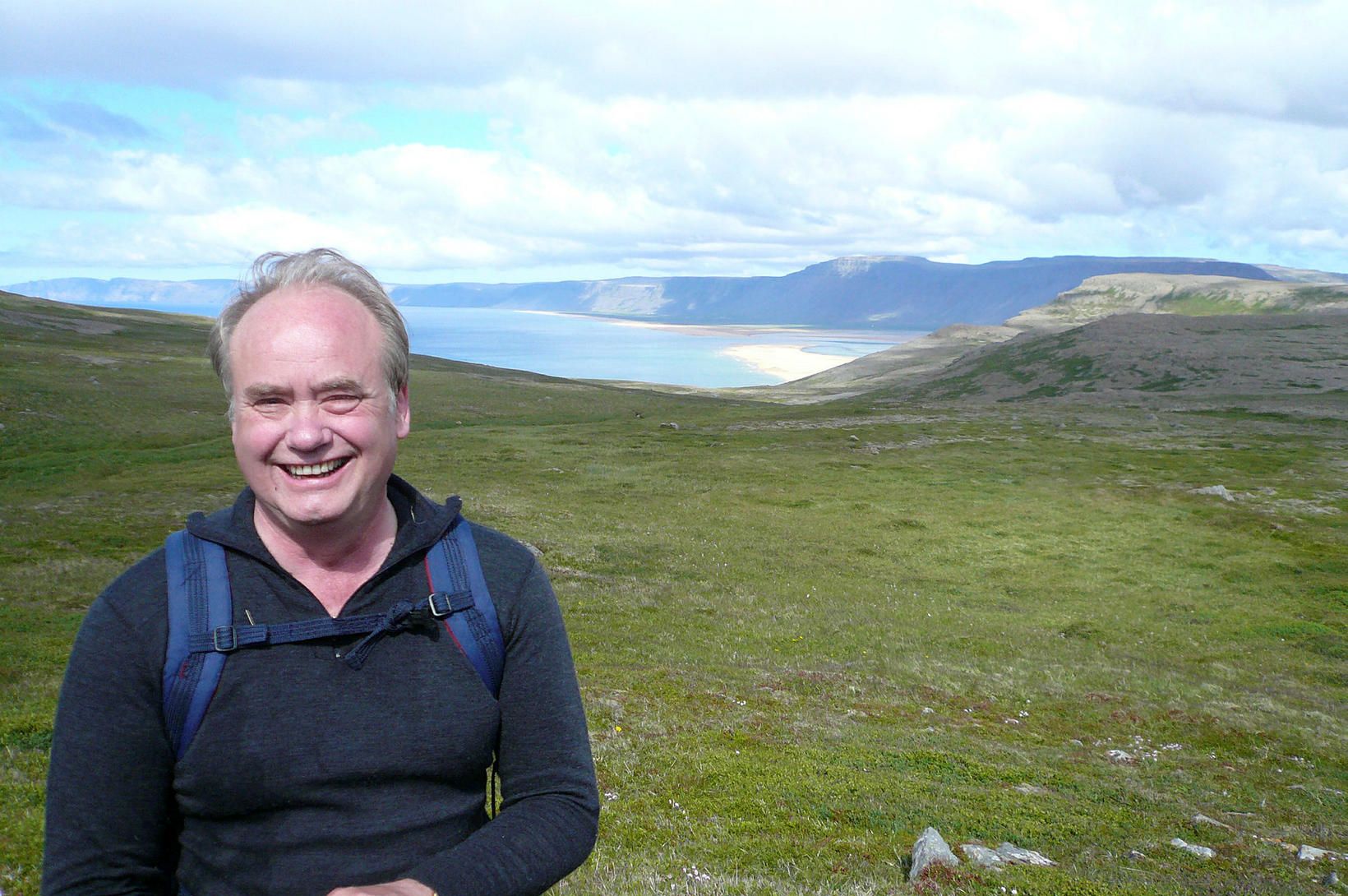 Gylltar strandir og stórkostleg fuglabjörg: Árbók Ferðafélags Íslands í prentun