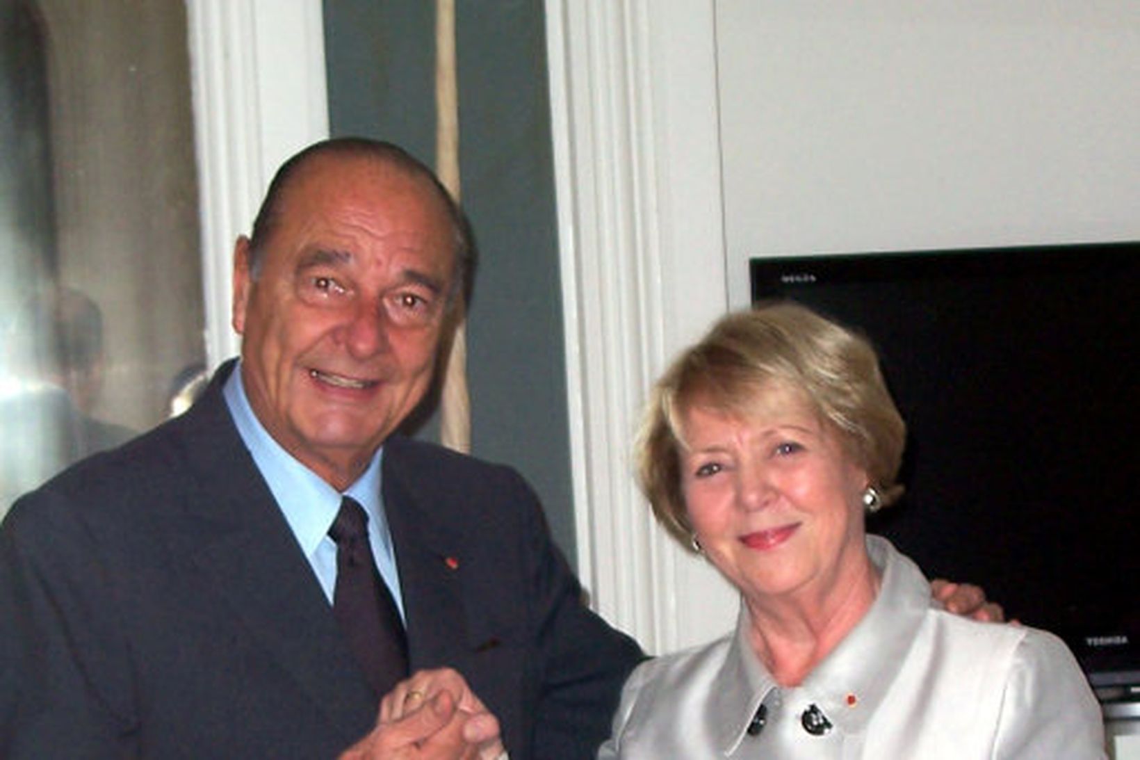 Jacques Chirac, fyrrverandi forseti Frakklands, og Vigdís Finnbogadóttir, fyrrverandi forseti …