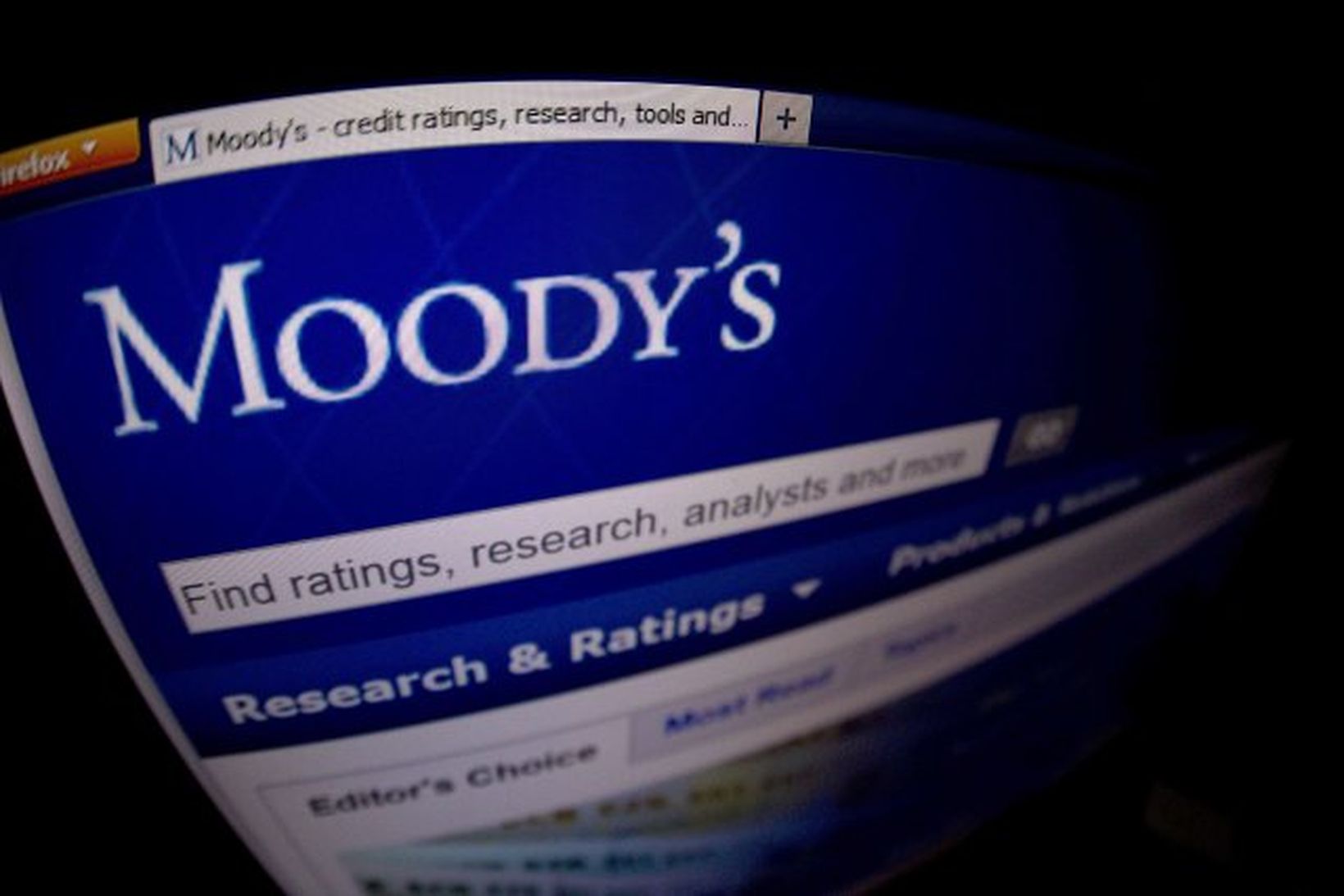 Moody's hefur áhyggjur af stærstu fjármálafyrirtækjum heims.