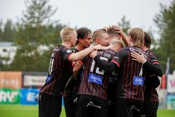 Víkingar að fagna í leiknum gegn Bröndby á heimavelli.