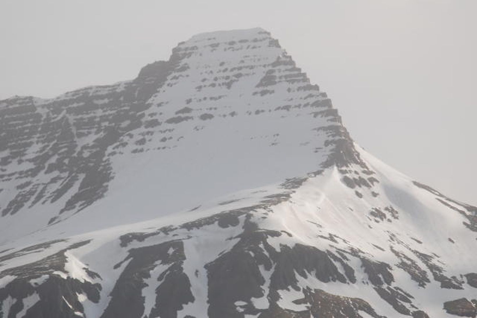 Pétur Davíðsson á Grund í Skorradal tók þessa mynd af …