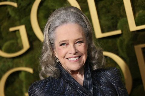 Leikkonan Kathy Bates var glæsileg á rauða dreglinum.