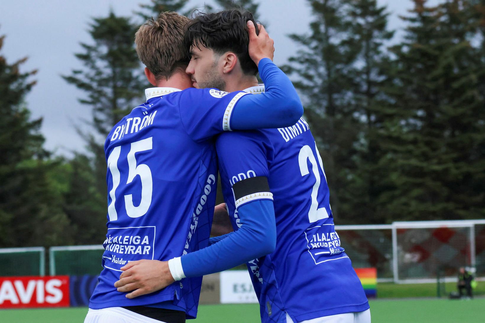 Jakob Byström (til vinstri) skoraði tvö mörk í sínum fyrsta …