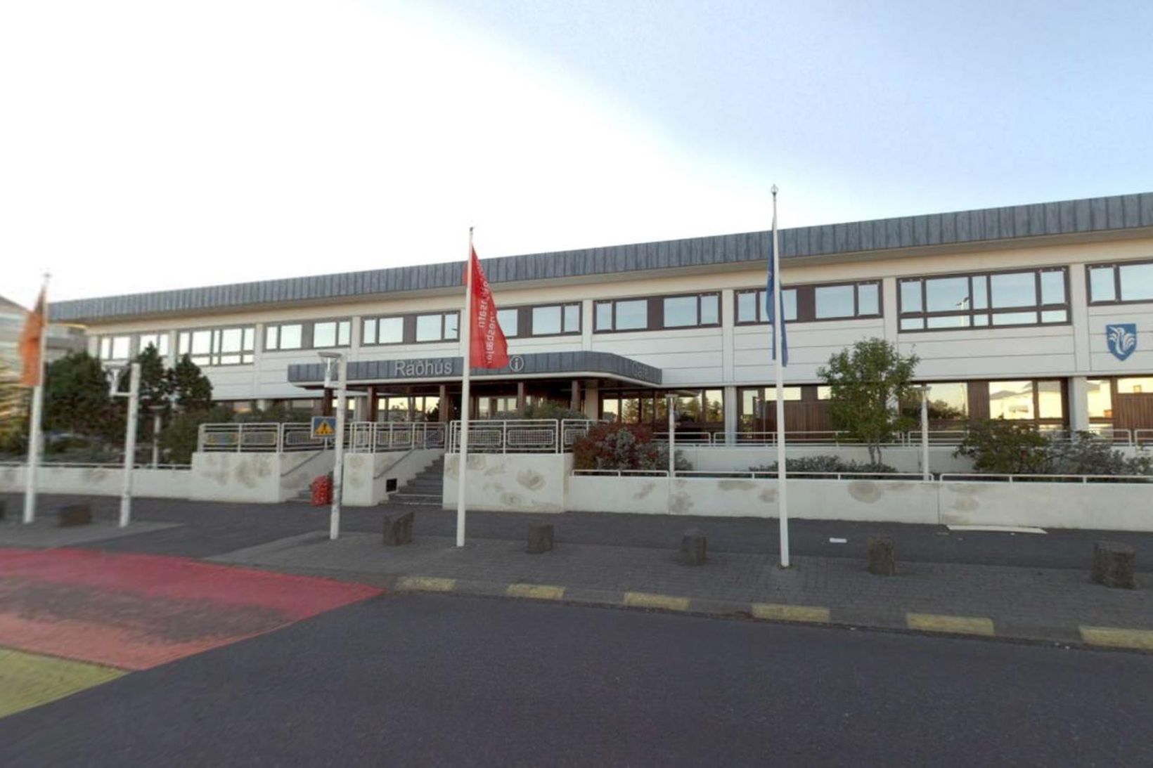 Ráðhús Reykjanesbæjar.