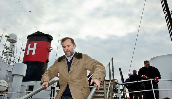 „Þruma úr heiðskíru lofti“
