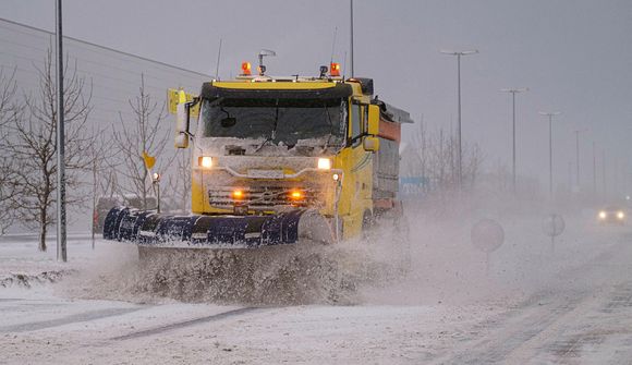 Þrettán vélar að störfum í Garðabæ