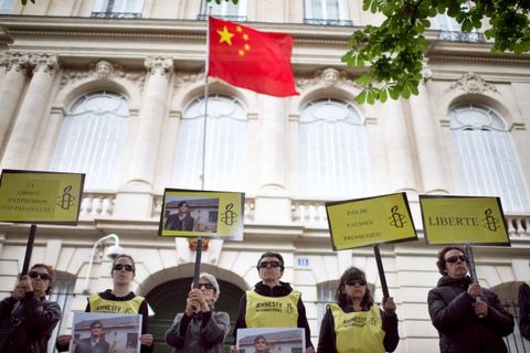 Liðsmenn Amnesty International hafa staðið við bakið á Chen Guangcheng.