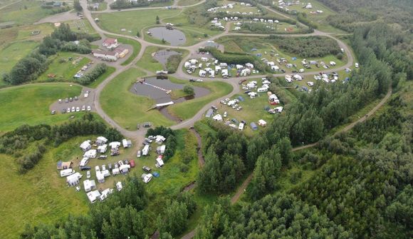Gestum tjaldsvæða vísað í burtu