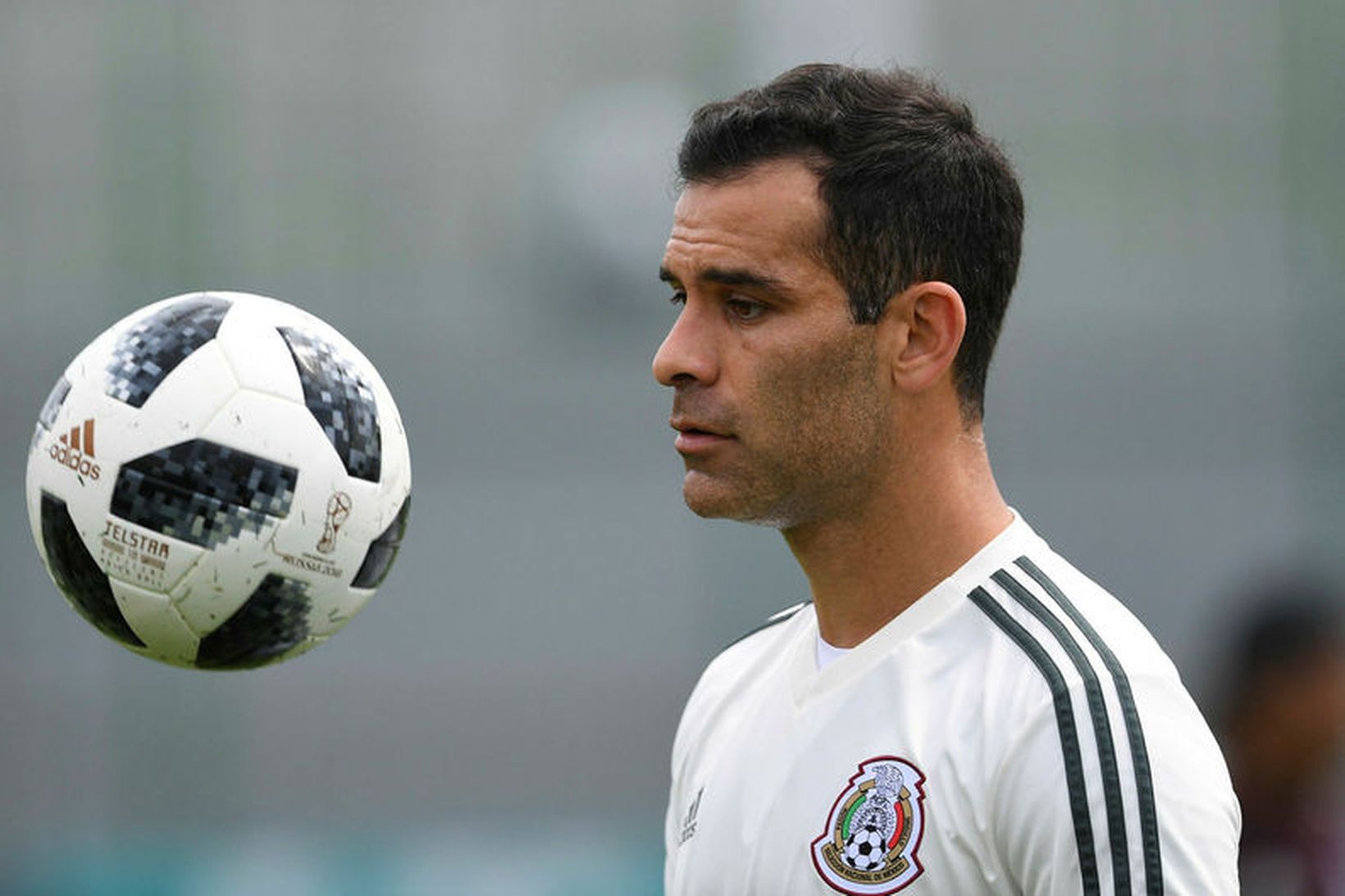 Rafael Márquez á æfingu í Rússlandi í sumar.