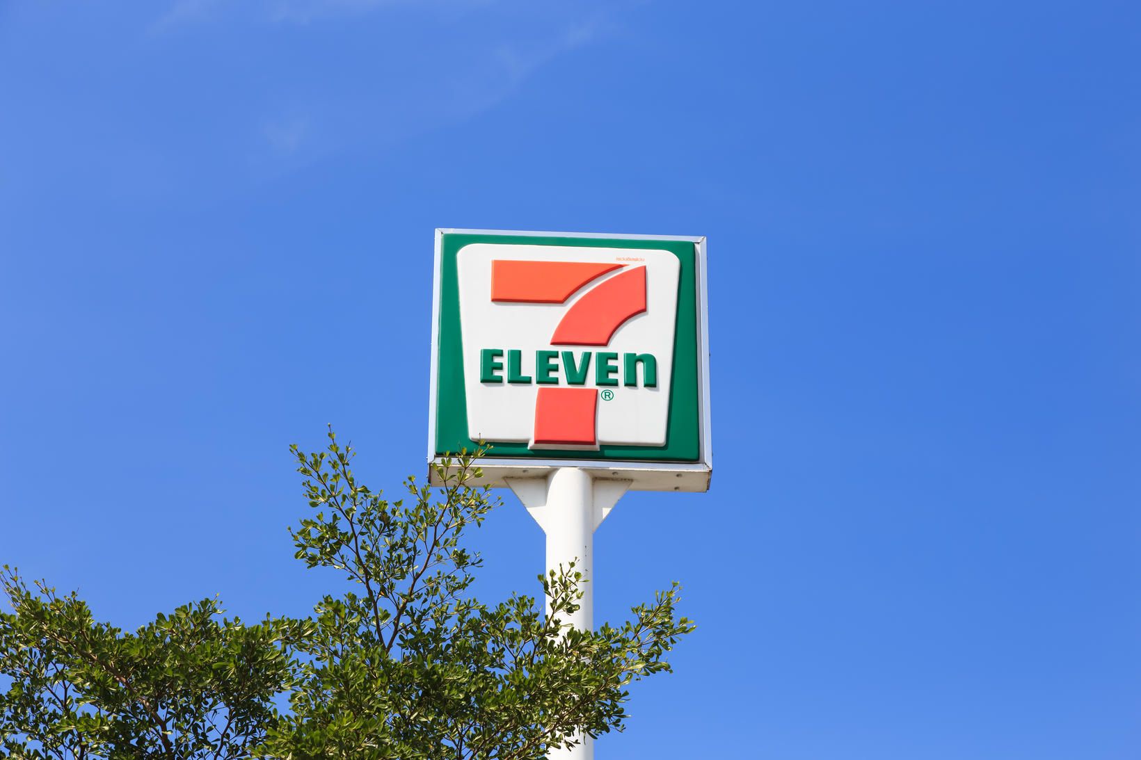 83 þúsund Seven Eleven búðir er að finna á heimsvísu.