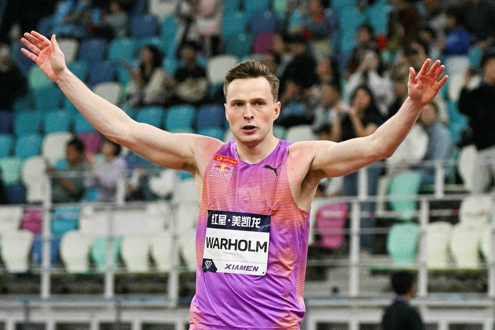 Karsten Warholm er fyrsti heimsmethafinn í 300 metra grindahlaupi.