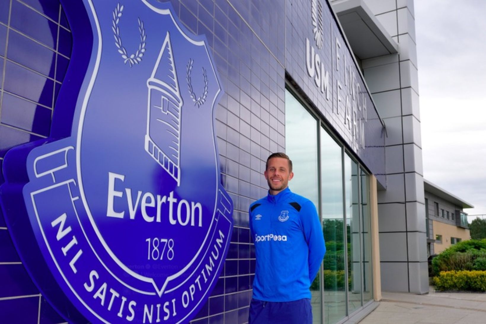 Gylfi er orðinn leikmaður Everton.