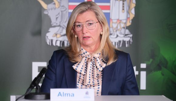 Alma Möller: „Íhuga að íhuga forsetaframboð“