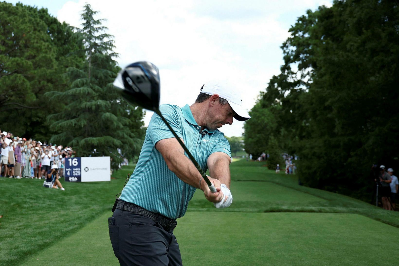 Rory McIlroy hitar upp á Quail Hollow vellinum í Charlotte.