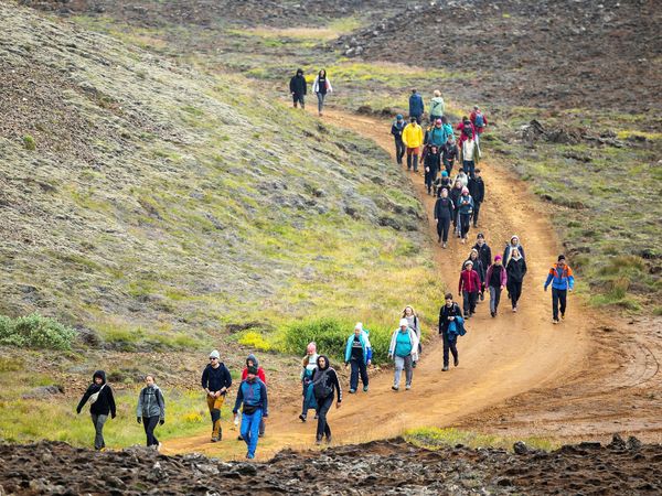 A large number of tourists made their way to the eruption sites yesterday.