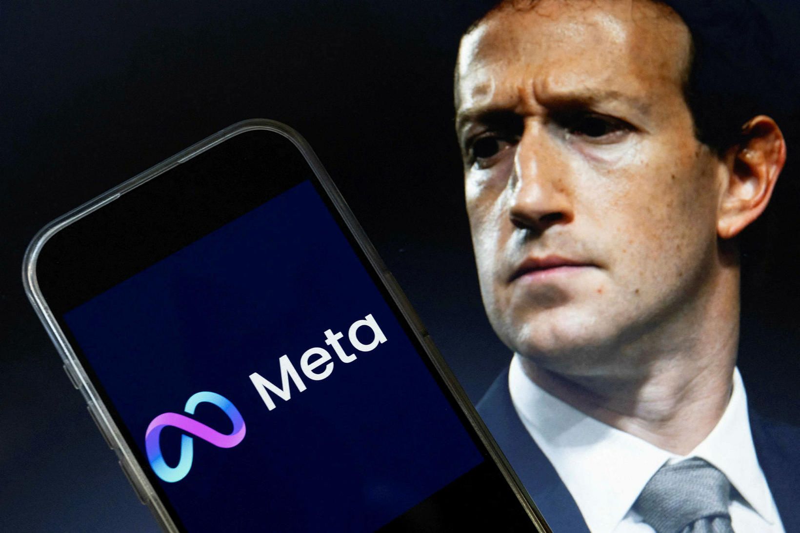 Meta áformar að segja upp um 8.000 starfsmönnum