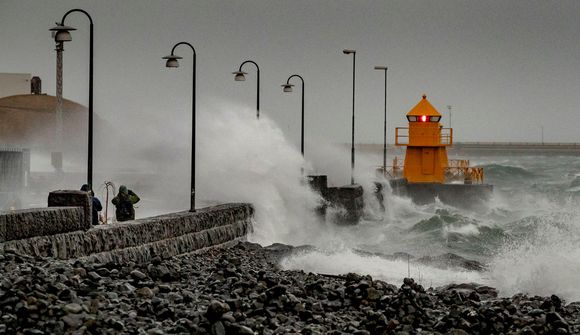 Landgangur fór í sjóinn 