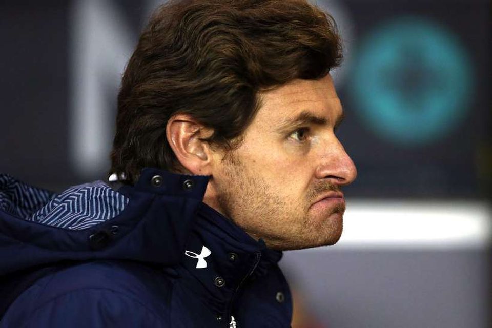 André Villas-Boas. Hefur grætt á tá á fingri frá því hann kom í enska boltann.