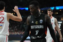 Dennis Schroder skoraði 16 stig og tók 12 fráköst.