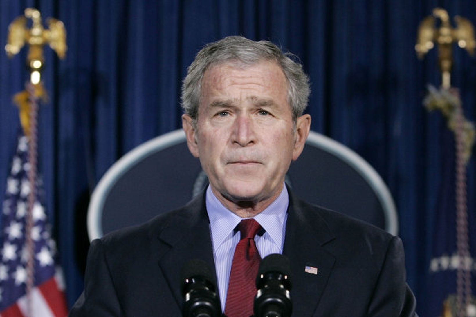 George Bush, Bandaríkjaforseti.