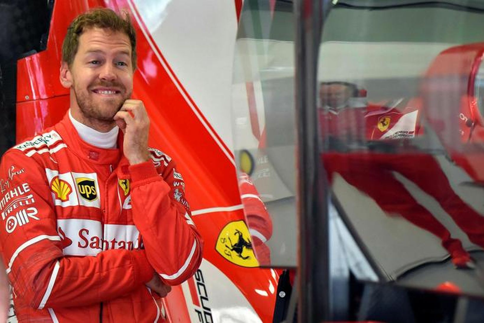 Sebastian Vettel stefnir að sigri í Mónakó.