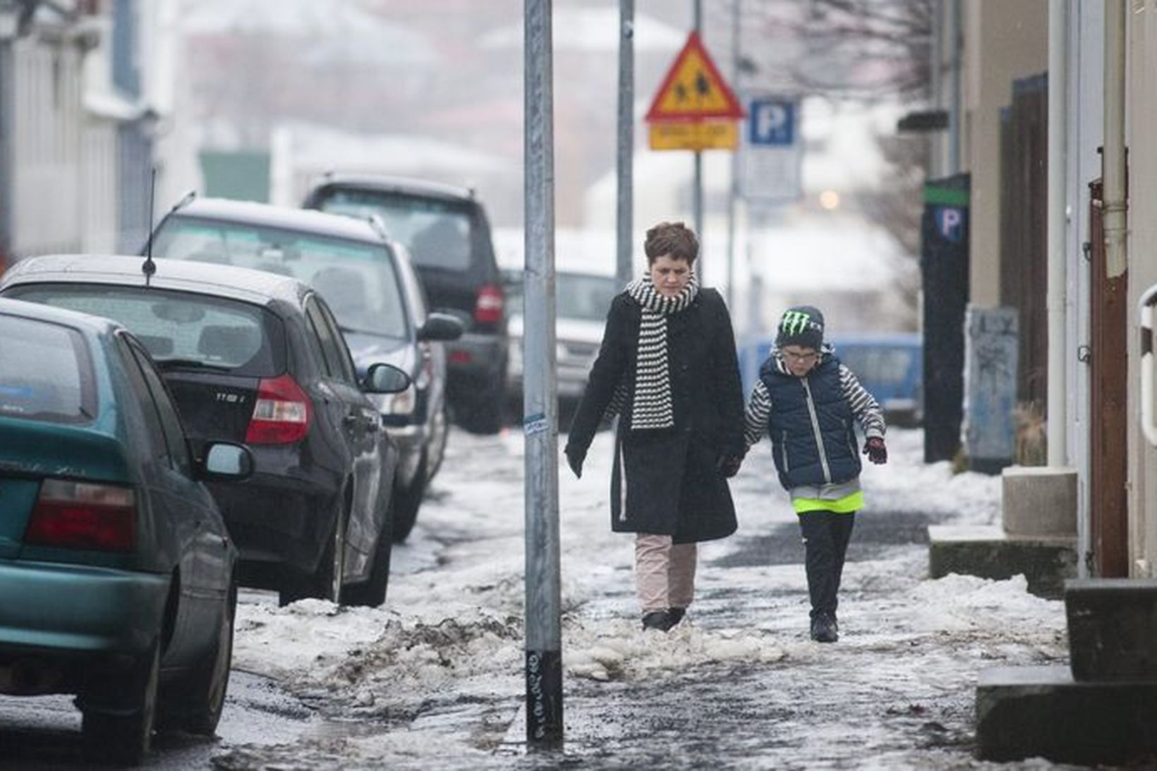 Munið þið eftir hálkunni? Hún er á leið til okkar …